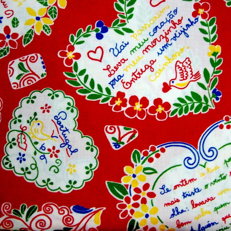 Corações dos lenços dos namorados