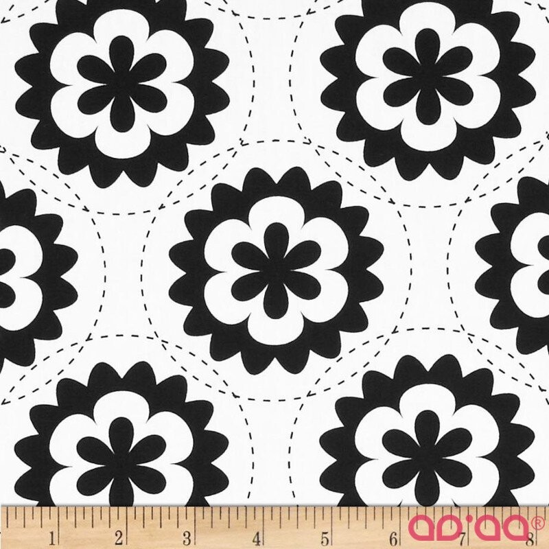 Art Gallery Geometric Bliss Fractal Garland Black