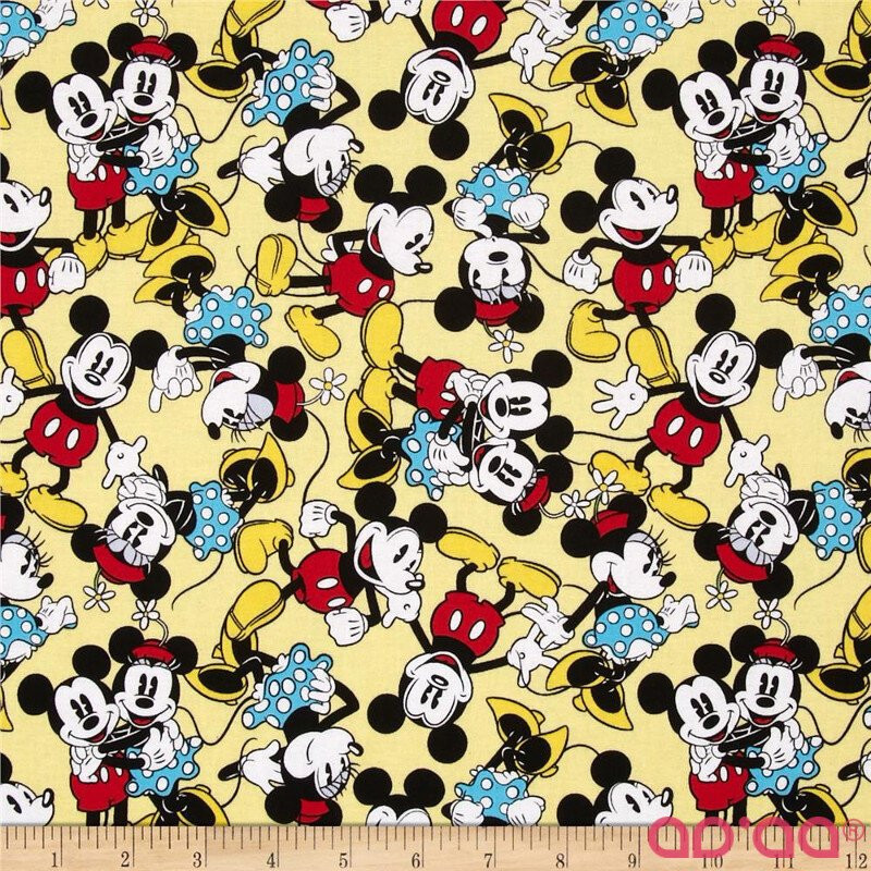 Disney Micky Mouse & Minnie Mouse Tossed Yellow