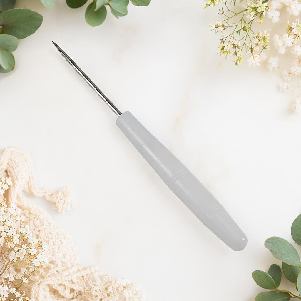 Furador para Tecido com Cabo Plástico Branco