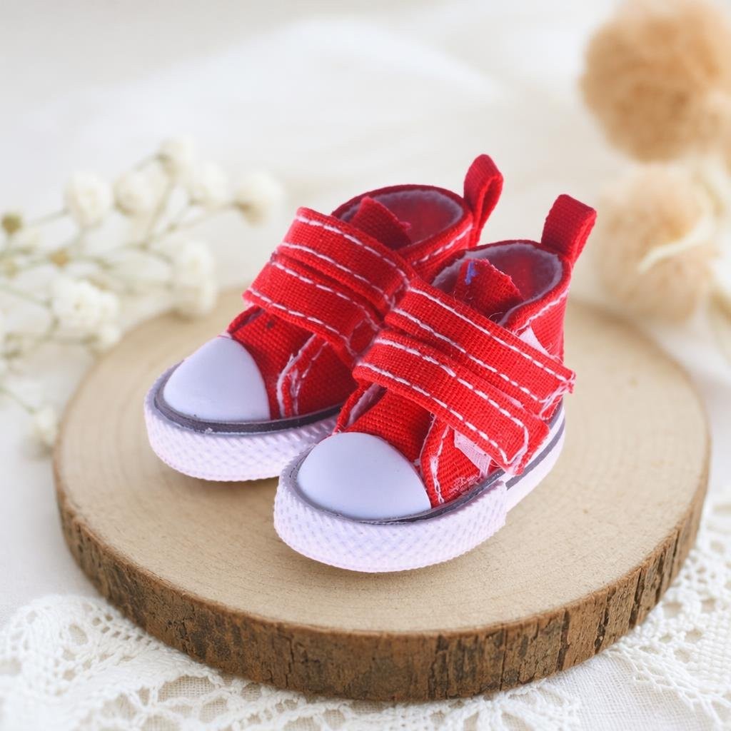 Sapato de Boneca Vermelho e Branco Ténis 5cm