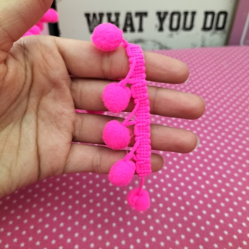 Fita Pompom 2cm - Rosa Flurescente