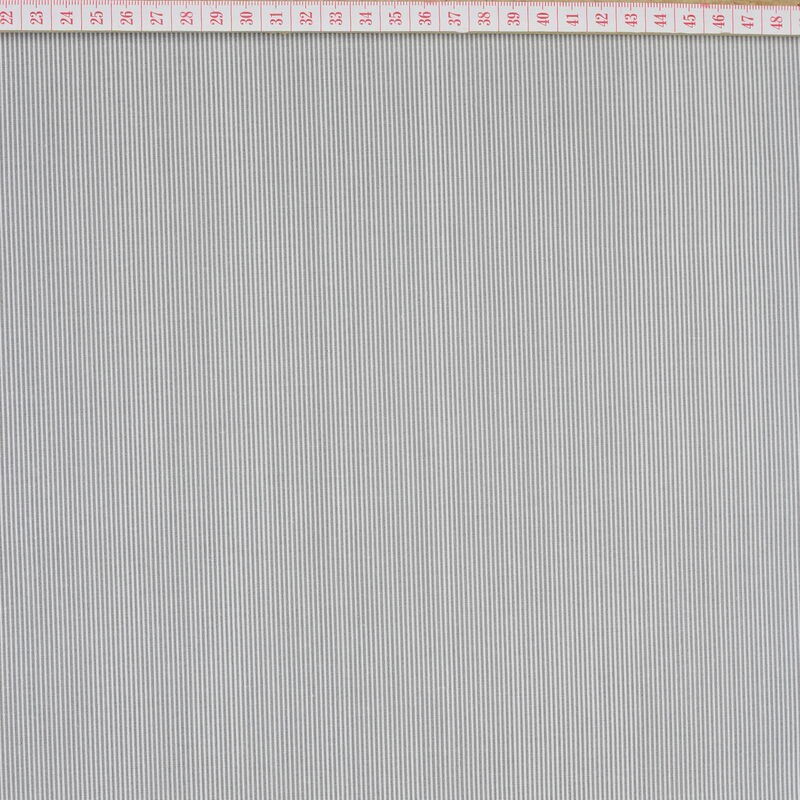 Tecido Cambraia Riscas Fininhas Cinzento em Fundo Branco