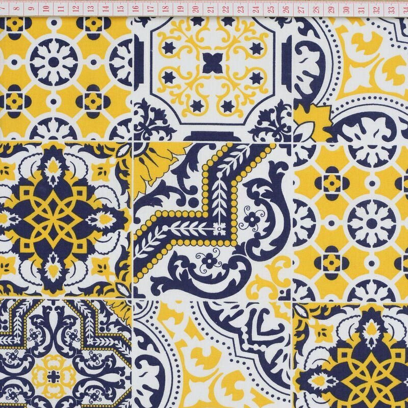Azulejos Portugueses Azul e Amarelo com Fundo Branco - Oultet