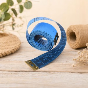 Fita métrica com caixa Preta e Azul