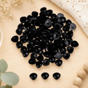 Nariz de bonecos preto triângular para colar 12X15mm
