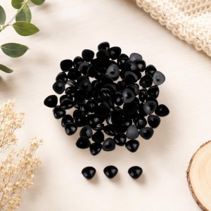 Nariz de bonecos preto triângular para colar 10X11mm